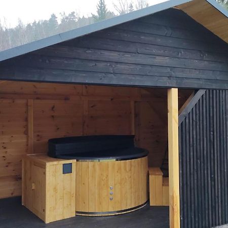 Domki W Dolinie Wiezycy Szymbark  Exterior foto